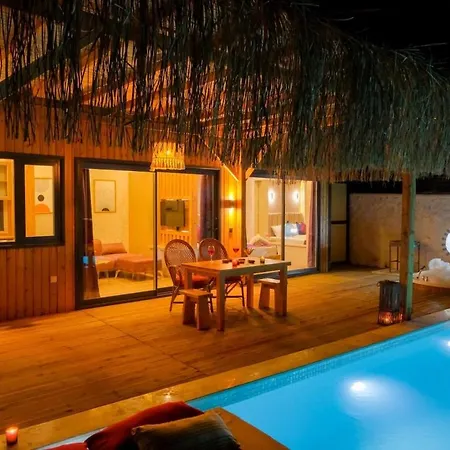 Luxury Honeymoon Villa *