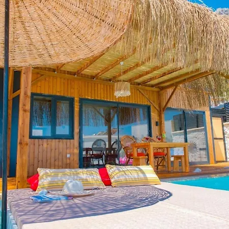 Luxury Honeymoon Villa *