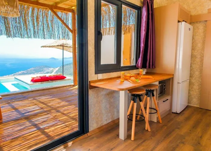 Luxury Honeymoon Villa *